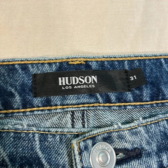 HUDSON Women’s Freya High-Rise Raw Hem Denim Biker Shorts Size 31 NWT - Picture 7 of 10